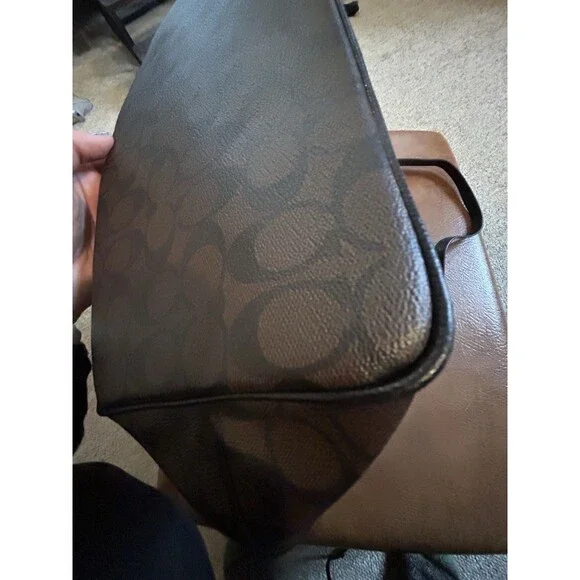 COACH SIGNATURE PLEATED TOTE BAG W/TAG Peyton
